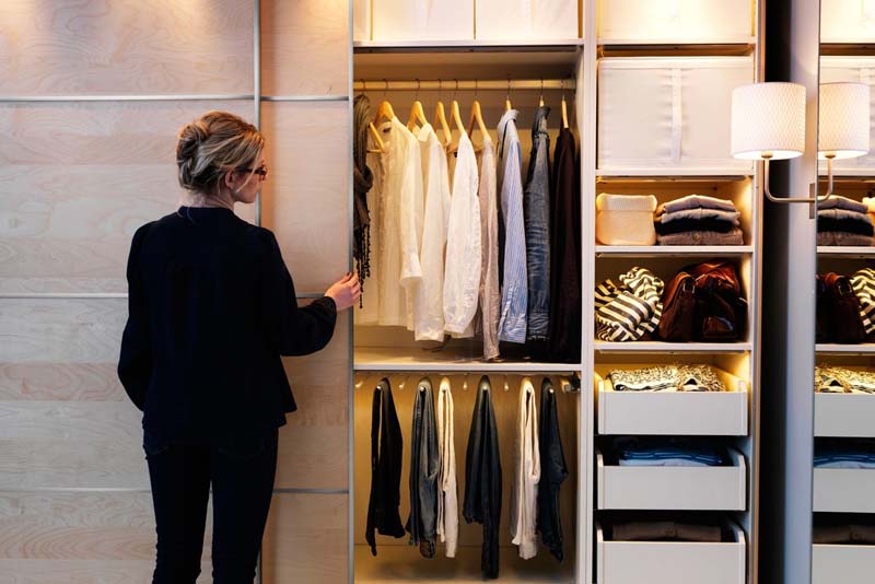 Walk-in Closets for IT Managers