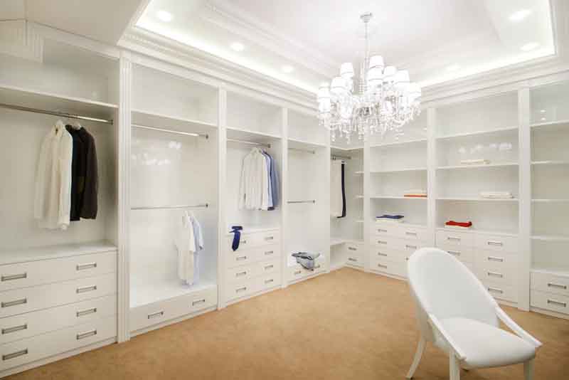 Luxury Custom Walk-in Closet Designs for Dentists