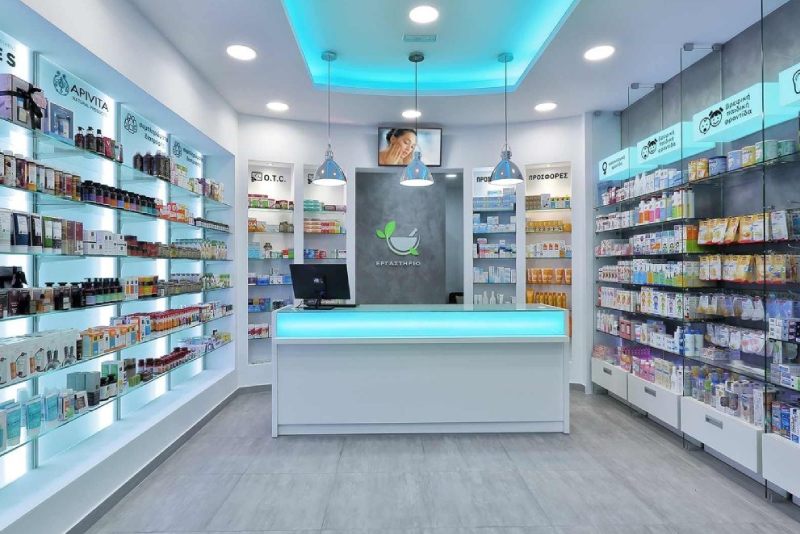 Luxury Walk-in Closets for Pharmacist